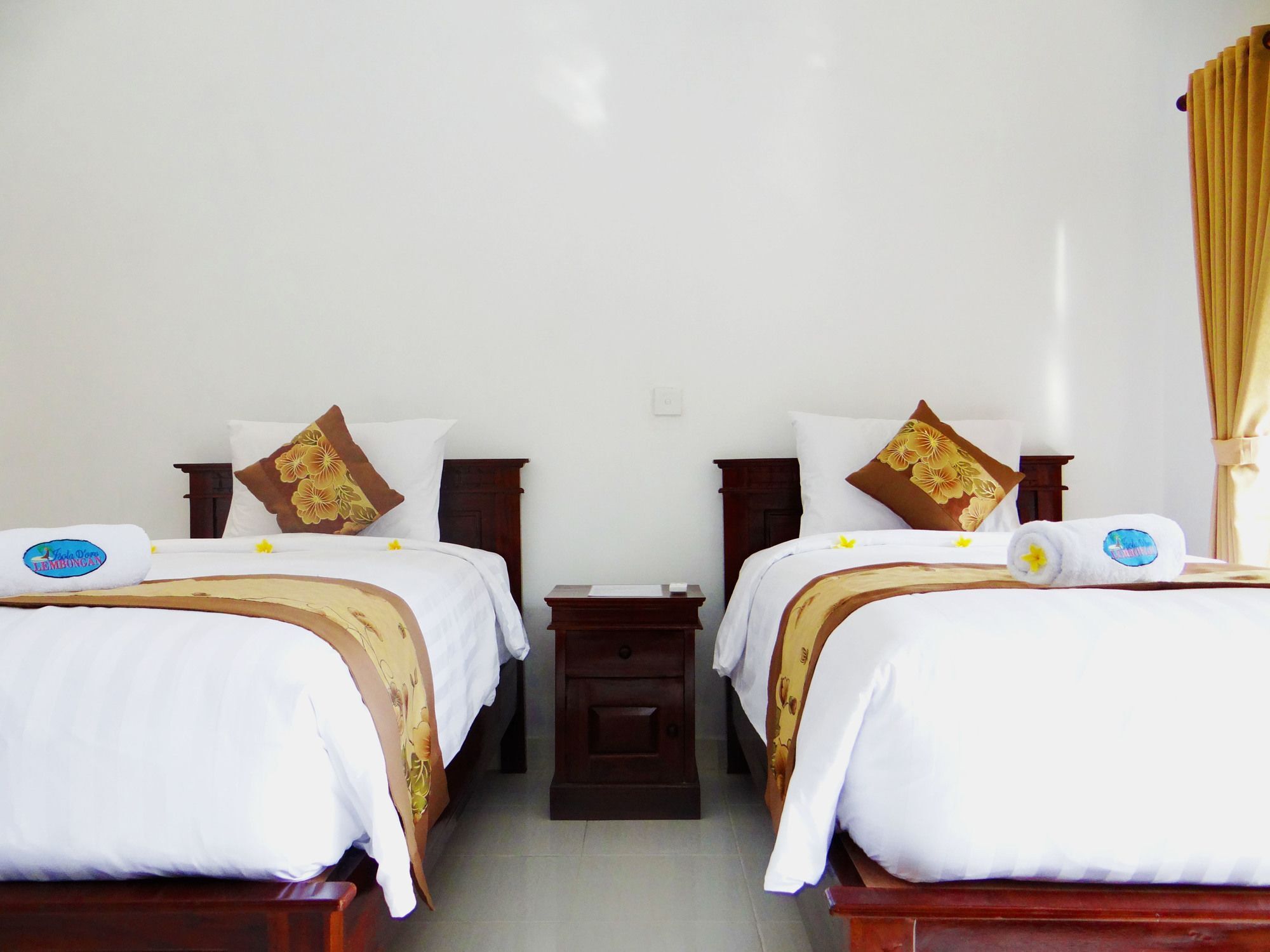 Bed and Breakfast Isola D'Oro Lembongan Экстерьер фото